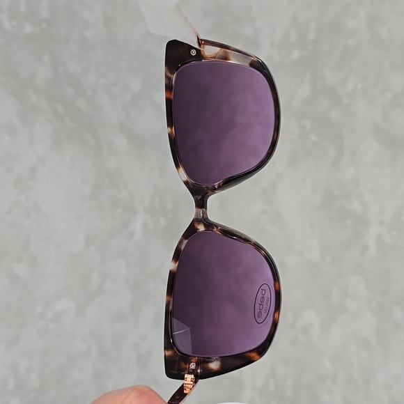 ?NWT bebe Square Blush Tortoise Cat-Eye Sunglasses w/ Gradient Lens
